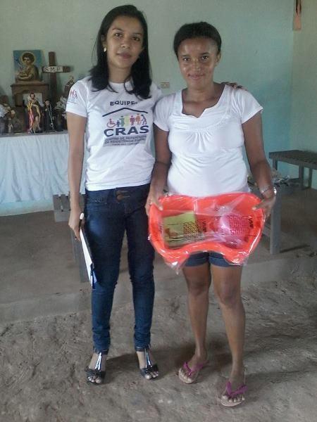 oficinas de geração de renda ensinam às mulheres da comunidade do município de Arraial - PI. - Imagem 10