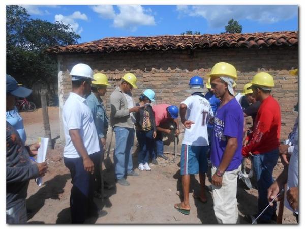 Prefeitura Municipal de Inhuma e ADM em parceria com a Secretaria Estadual de Empreendedorismo beneficiam inhumenses com Curso de Pedreiro - Imagem 16