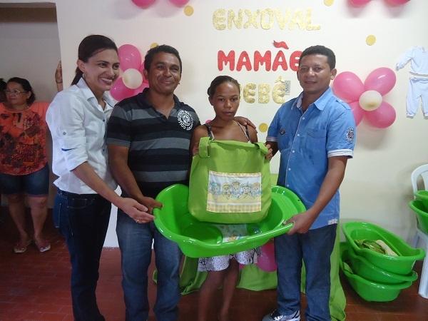 Secretaria de Trabalho e Ação social Promove Entrega de Enxovais - Imagem 8