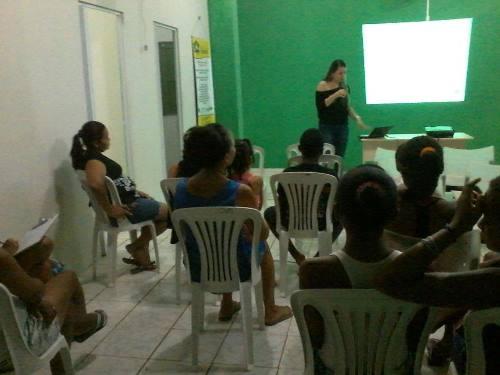 Psicologa do município de Arraial - PI realiza Palestra no CRAS sobre Saúde Mental. - Imagem 1