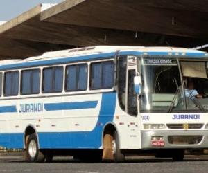 Ônibus da empresa JURANDI que faz linha de Teresina a Barra D“Alcântara foi assaltado.