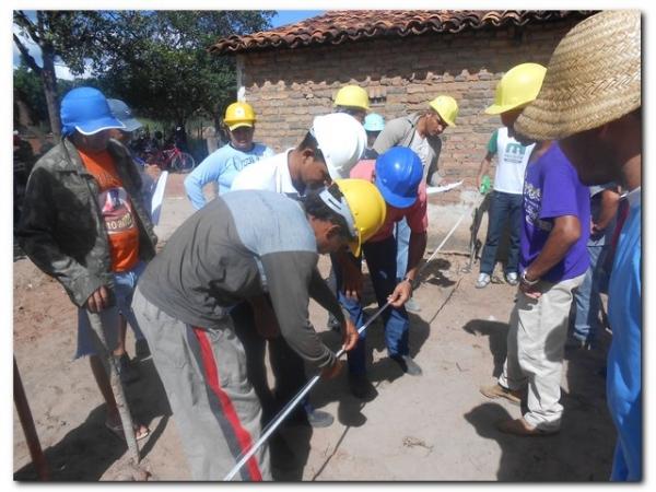 Prefeitura Municipal de Inhuma e ADM em parceria com a Secretaria Estadual de Empreendedorismo beneficiam inhumenses com Curso de Pedreiro - Imagem 19