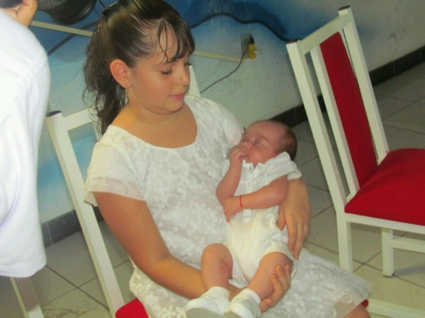 Aconteceram neste último domingo os batizados dos filhos de Edneida Fortes e Sineida Fortes - Imagem 27