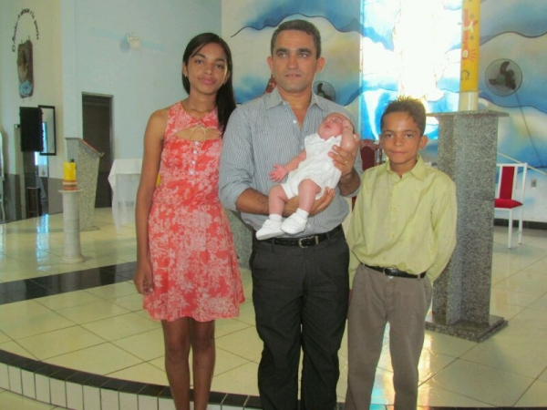 Aconteceram neste último domingo os batizados dos filhos de Edneida Fortes e Sineida Fortes - Imagem 16