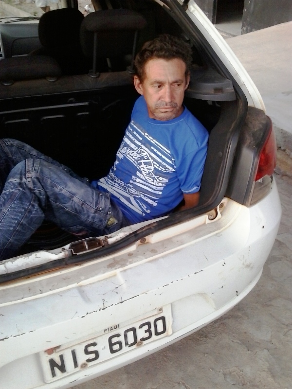 Pai agride filha grávida