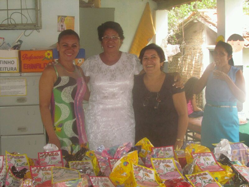 APAE realiza grande festa em homenagem às mães