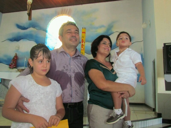 Aconteceram neste último domingo os batizados dos filhos de Edneida Fortes e Sineida Fortes - Imagem 18
