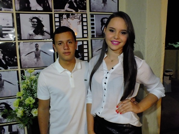 Festa de 15 anos com grande estilo em Dom Expedito Lopes - Imagem 3