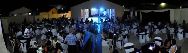 Festa de 15 anos com grande estilo em Dom Expedito Lopes - Imagem 19
