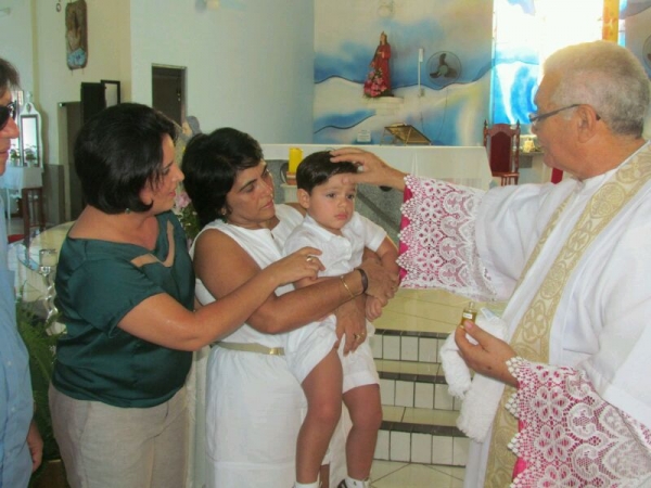 Aconteceram neste último domingo os batizados dos filhos de Edneida Fortes e Sineida Fortes - Imagem 11