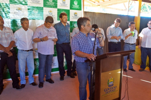  Prefeito Davinelson recebe comitiva do Governador para inaugura obra.   - Imagem 30