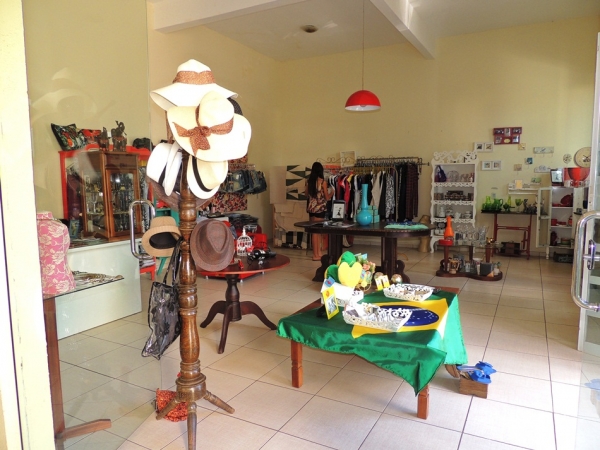 Pousada Neblina espaço amplo e aconchegante para sua estadia - Imagem 34