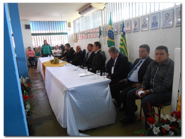 Câmara Municipal realiza Sessão Solene para entrega de títulos de Cidadão inhumense - Imagem 4