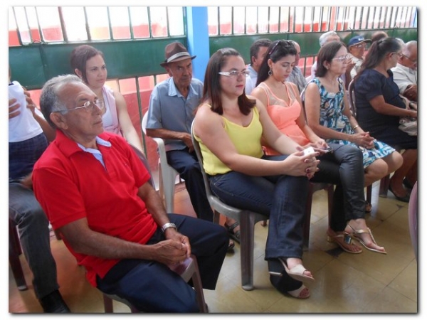 Câmara Municipal realiza Sessão Solene para entrega de títulos de Cidadão inhumense - Imagem 33