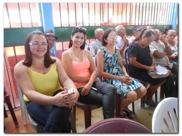 Câmara Municipal realiza Sessão Solene para entrega de títulos de Cidadão inhumense - Imagem 34