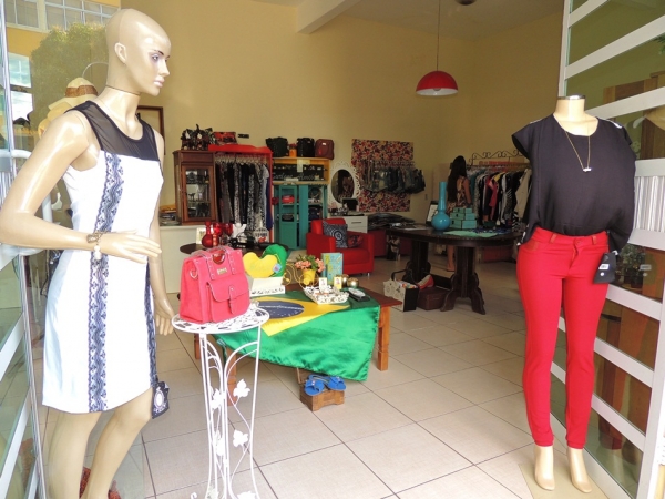 Pousada Neblina espaço amplo e aconchegante para sua estadia - Imagem 35