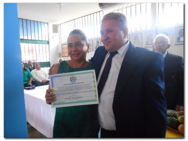 Câmara Municipal realiza Sessão Solene para entrega de títulos de Cidadão inhumense - Imagem 11