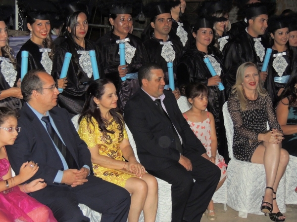 Faculdade Cristo Rei realiza festa de formatura de Biologia e História - Imagem 65