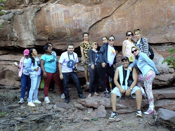 Alunos da turma de História da FADESB, visitam pontos turísticos e históricos da cidade - Imagem 16