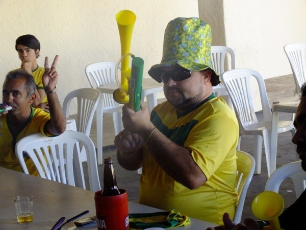 TORCEDORES SE REÚNEM PARA TORCEREM JUNTOS NO CLUBE MUNICIPAL EM DOM EXPEDITO LOPES. - Imagem 59
