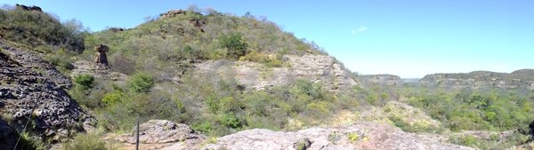 Alunos da turma de História da FADESB, visitam pontos turísticos e históricos da cidade - Imagem 9