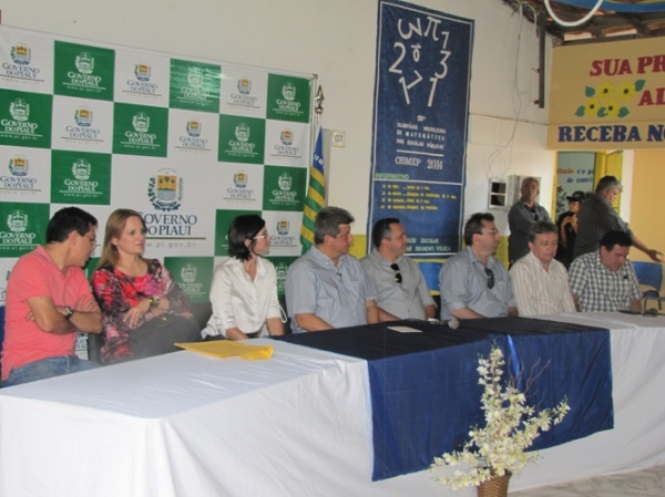 Prefeito Delano Parente integra comitiva do Governador em visita a região dos cerrados piauiense  - Imagem 2
