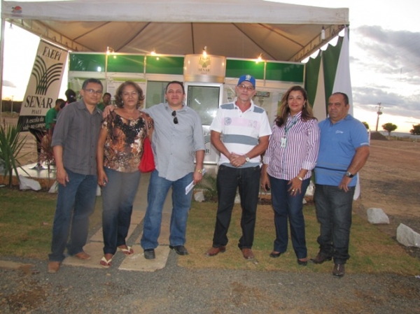 Prefeito Delano Parente integra comitiva do Governador em visita a região dos cerrados piauiense  - Imagem 7