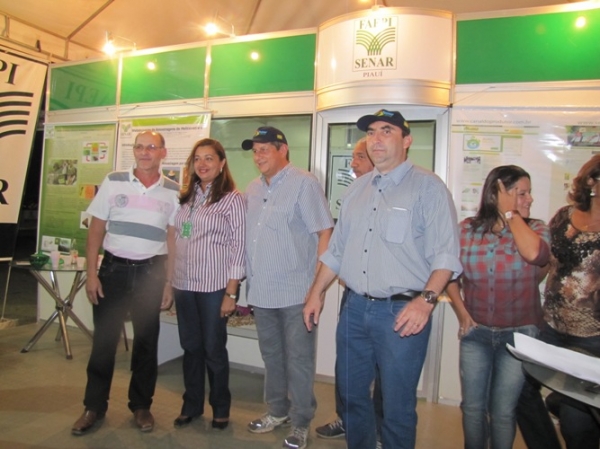 Prefeito Delano Parente integra comitiva do Governador em visita a região dos cerrados piauiense  - Imagem 13