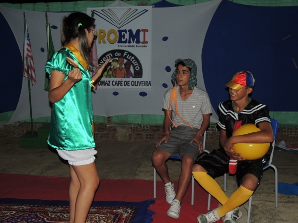 Escola Tomaz Café se destaca pela realização de lindos projetos - Imagem 39