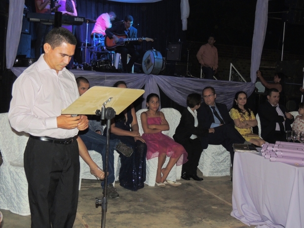 Faculdade Cristo Rei realiza festa de formatura de Biologia e História - Imagem 10