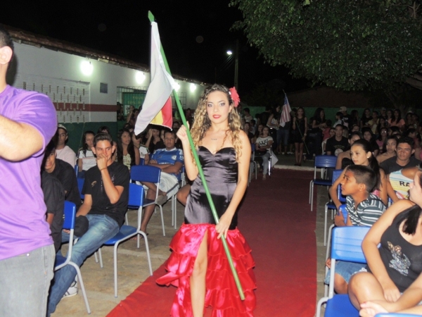 Escola Tomaz Café se destaca pela realização de lindos projetos - Imagem 19
