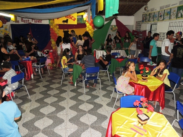 Escola Tomaz Café se destaca pela realização de lindos projetos - Imagem 10
