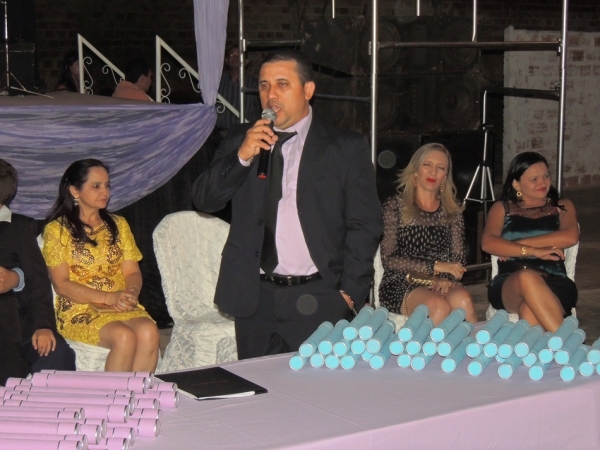 Faculdade Cristo Rei realiza festa de formatura de Biologia e História - Imagem 19