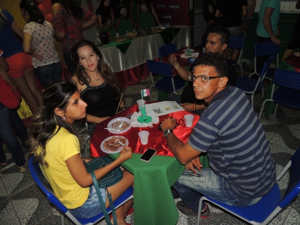 Escola Tomaz Café se destaca pela realização de lindos projetos - Imagem 11