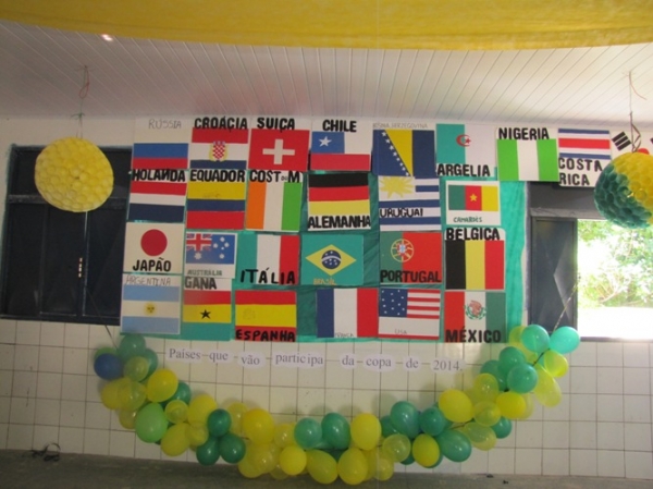 Atualizando: Centro de Ensino Médio promove II Feira do Conhecimento  - Imagem 3