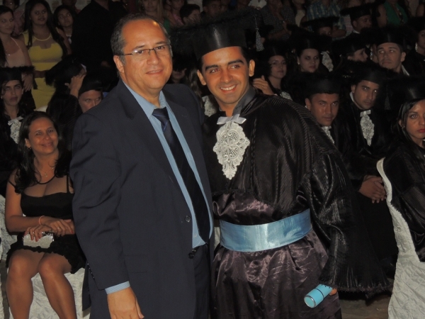 Faculdade Cristo Rei realiza festa de formatura de Biologia e História - Imagem 42