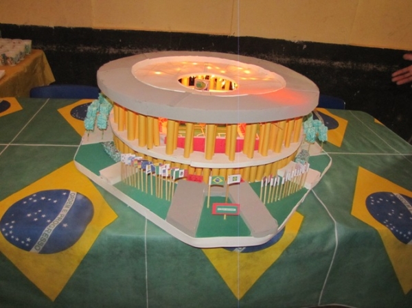 Atualizando: Centro de Ensino Médio promove II Feira do Conhecimento  - Imagem 4