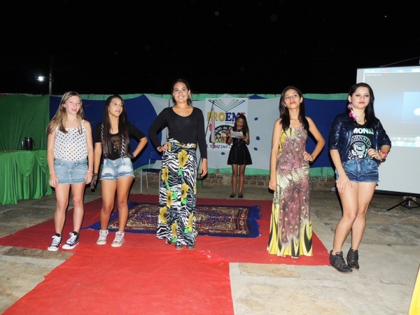 Escola Tomaz Café se destaca pela realização de lindos projetos - Imagem 50