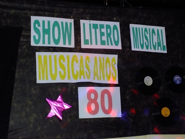 U. E. Dr. João Carvalho realiza show lítero musical - Imagem 22