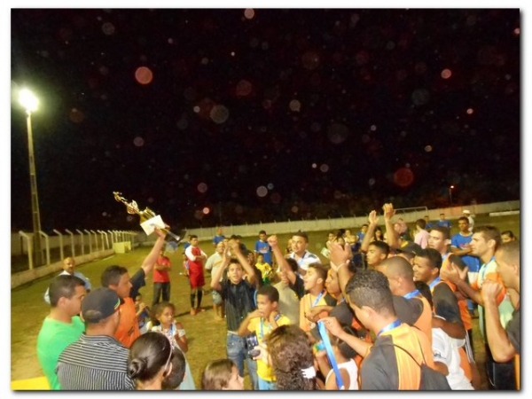 Comunidade inhumense comemora o aniversário de Inhuma em grande Estilo - Imagem 98