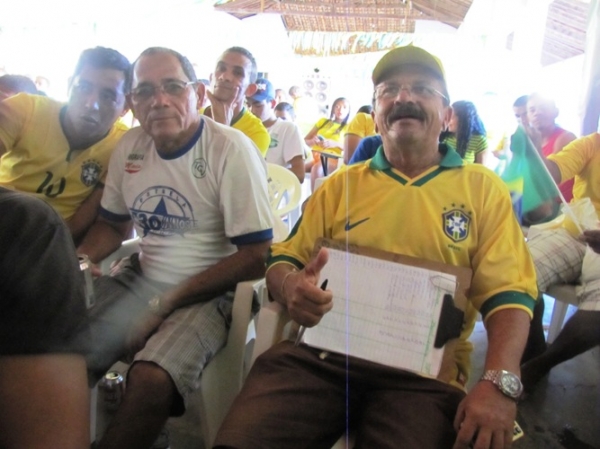 Associação ADECOR proporciona festa ao torcedor durante os jogos da Seleção Brasileira  - Imagem 1