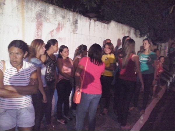 Prefeito Raimundo Ferreira inaugura obras com o governador Zé Filho - Imagem 50