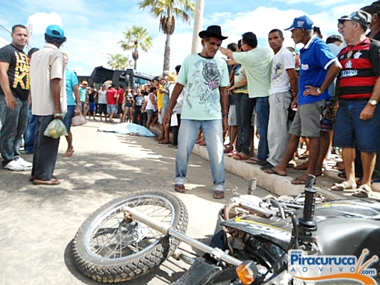 Acidente entre caminhão e moto mata uma mulher em Piracuruca - Imagem 1