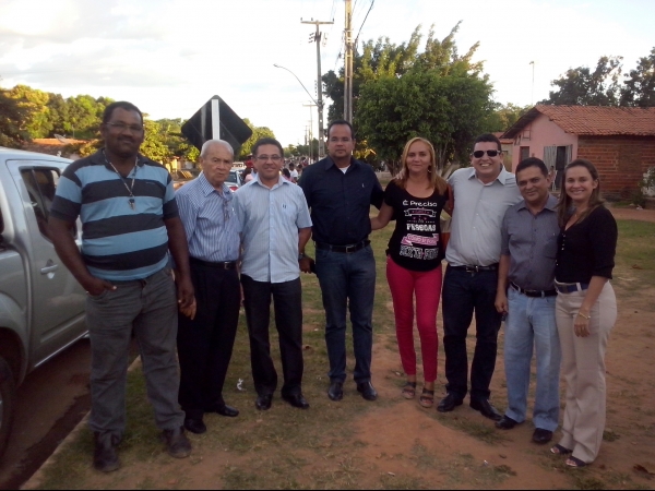 Prefeito Raimundo Ferreira inaugura obras com o governador Zé Filho - Imagem 6