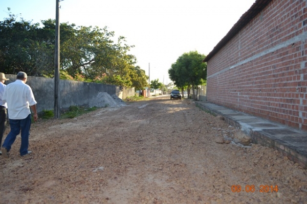 Prefeito Zé Resende consegui pavimentação poliédrica para bairros de Boa Hora - Imagem 3