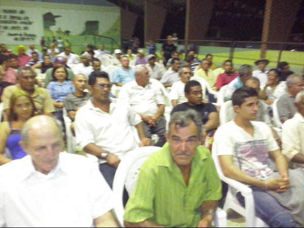 Prefeito Raimundo Ferreira inaugura obras com o governador Zé Filho - Imagem 21