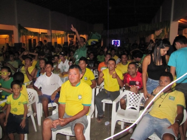 Associação ADECOR proporciona festa ao torcedor durante os jogos da Seleção Brasileira  - Imagem 4
