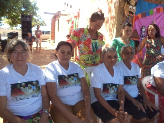Idosos de Caldeirão Grande participam de Arraiá na Serra da Gitirana - Imagem 22