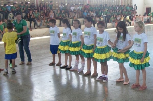 Educação de Jatobá do Piauí faz culminância de projeto “A grande Jogada”. FOTOS! - Imagem 5