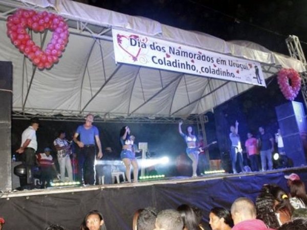 Prefeitura de Uruçuí comemora o Festejo de Santo Antonio com show de Paulynho Paixão - Imagem 2